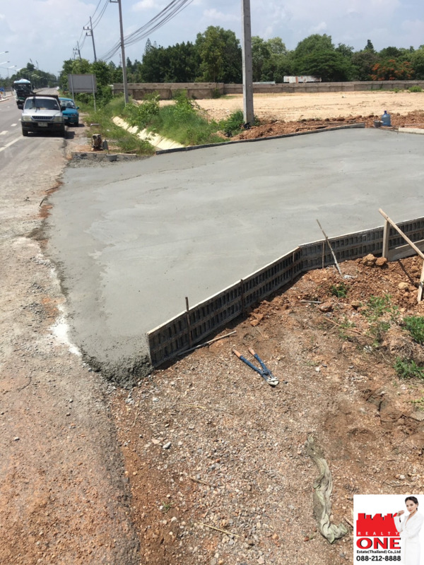 ขายที่ดินสวย ราคาถูก 990,000 บาท ทำเลทอง ถมแล้ว 99 ตรว. ใกล้ ม.ราชภัฏ อ.เมือง ลำปาง