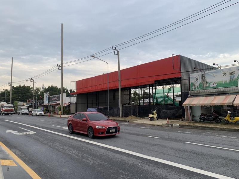 ให้เช่าโกดัง ขนาด 171 ตรม. นวมินทร์ ประเสริฐมนูกิจ บึงกุ่ม ติดถนน มีหน้าร้าน ห้องน้ำพนักงานชาย/หญิง  โกดังสูง 6 เมตร ใกล้โรงเรียนเลิศล้า