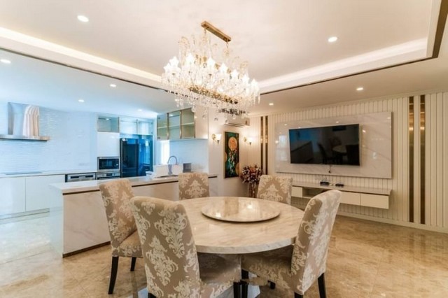 บ้านหลังใหญ่สุดหรู ตกแต่งสวนสวย บรรยายกาศดี โซนสุเทพ