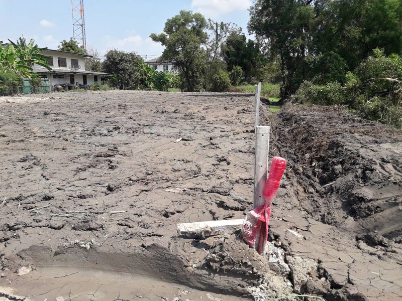 ขายที่ดินสวย ถมแล้ว รังวัดแล้ว 302 ตารางวา สี่เหลี่ยมผืนผ้า ซอยพหลโยธิน 54/1 แยก 4