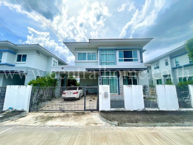 ม. ปิยวรารมย์ เฟส3 ซ.7 ถนนบ้านกล้วย-ไทรน้อย ตกแต่งใหม่สวยพร้อมอยู่ที่ตั้ง : ถนนบ้านกล้วย-ไทรน้อย ต.ทวีวัฒนา อ.ไทรน้อย จ.นนทบุรี 11150รหัสทรัพย์ : AGT00664ราคาขาย : 1,490,000 บาท  รายละเอียด :- ทาวน์เฮ้า 2 ชั้น - พื้นที่ 16 ตร.ว.  - 3 ห้องนอน - 2 ห้องน้ำ- 1 ห้องโถง- 1 ห้องครัว- 1 จอดรถในบ้าน จุดเด่น:- บ้านพร้อมอยู่ รีโนเวท ทาสีใหม่ทั้งภายใน ภายนอก เปลี่ยนกระเบื้อง สุขภัณฑ์ใหม่- ต่อเติมห้องครัวใหม่ ก่