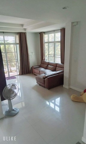 บ้านเดี่ยว 2 ชั้น สไตล์โมเดิร์น บ้านในโครงการ สันกำแพง