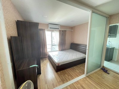 ขายพร้อมผู้เช่า!! ขายเดอะวันพลัส คอนโด แอทศรีนครินทร์ (The One Plus+ @Srinakarin) ห้องวิวสระน้ำ ชั้นบนสุด รับค่าเช่าต่อได้เลยปีละ 72,000 บาท! ขนาด 29.16 ตร.ม..ขายเดอะวันพลัส คอนโด แอทศรีนครินทร์ พร้อมผู้เช่า รับค่าเช่าต่อได้เลยยาวๆ ปีละ 72,000 บาท ห้องอยู่ชั้น 8 ชั้นบนสุด วิวสระน้ำ ขนาด 29.16 ตร.ม..ที่ตั้งโครงการซ.หัวหมาก1 แขวงหัวหมาก เขตบางกะปิ กรุงเทพฯ.รายละเอียดห้อง- ขนาดพื้นที่ 29.16 ตร.ม.- ชั้น 8