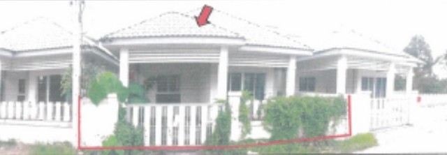   Code ID : PGSNI640054  ราคา  2,150,000  บาท ▸ เนื้อที่ 26.90 ตร.ว  พื้นที่ใช้สอย 60 ตร.ม.  * 2 ห้องนอน 1 ห้องน้ำ   * 1 ที่จอดรถ   บ้านหันไปทางทิศตะวันตกเฉียงใต้  พิกัดทรัพย์ : https://maps.app.goo.gl/yuTbNGThjSHXBNEa8  สถานที่ใกล้เคียง ▸ใกล้  มหาวิทยาลัยราชภัฏสุราษฎร์ธานี ▸ใกล้  โลตัส สุราษฎร์ธานี ▸ใกล้  โฮมโปร สุราษฎร์ธานี ▸ใกล้  วัดสมหวังวนาราม (หลวงพ่อสมหวัง)  สอบถามเพิ่มเติม / นัดชม โทร. 097-419-5982(พลอย) โทร. 096-932-4624(ออมสิน) Line : @panaya (มี@ด้า�