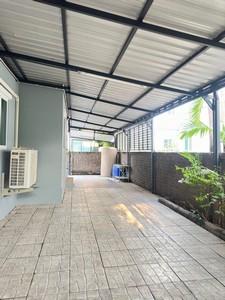 ให้เช่าบ้านเดี่ยว 2 ชั้น โครงการ เดอะแพลน วงแหวนพระราม 9 ที่ดิน 60 ตรว. พื้นที่ใช้สอย 155ตรม. 3 ห้องนอน 2 ห้องน้ำ เฟอนิเจอร์ครบ