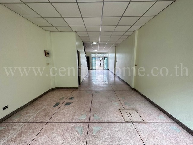 B1 ทาวน์เฮ้าส์ ซอย สุขุมวิทพัทยา 33 หลังริม ถูกที่สุด ใกล้ หาดกระทิงลาย