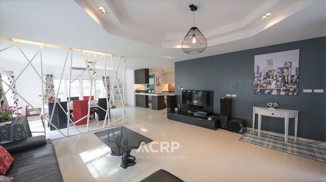 ขายบ้านหรู บนถนนมหิดล เชียงใหม่ ขนาดที่ดิน 116 ตร.ว.