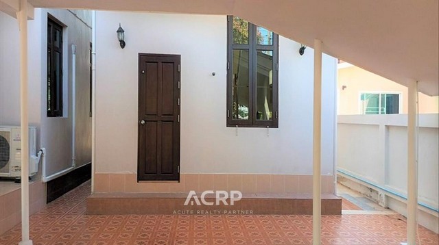 ขายบ้านเดี่ยวบนถนนวงแหวนรอบ 2 ต.สันผีเสื้อ จ.เชียงใหม่ 4 นอน 5 น้ำ