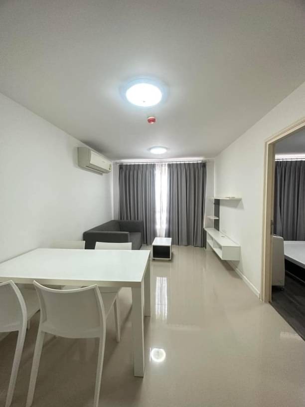 ขาย ดีเวียง สันติธรรม คอนโด 2.6 ล้านบาท ขนาด 37.64 ตรม. เฟอร์นิเจอร์ตามรูป