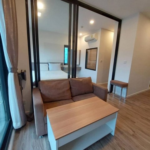 TEL:088-559 5199 คุณเอLine: https://line.me/ti/p/C0eGe0whLXปล่อยเช่า คอนโดมิเนี่ยม สุขุมวิท ศรีราชาไนท์บริดจ์ ดิโอเชียน ศรีราชาค่าเช่า 12,0000 บาท/เดือนสัญญา 1 ปีมัดจำ 2 เดือน - ล่วงหน้า 1 เดือนชั้น 8 ห้องมุม วิวภูเขาพื้นที่ 35 ตารางเมตรห้องแบบ 1 ห้องนอน 1 ห้องน้ำ1 ที่จอดรถ- เตียง 5 ฟุต- แอร์ 2 ตัว / ทีวี / ตู้เย็น / ไมโครเวฟ / เครื่องทำน้ำอุ่น / เครื่องซักผ้า- เตาไฟฟ้าพร้อมเครื่องดูดควัน- อ่างอาบน้ำ- Digital Door LockT : A4