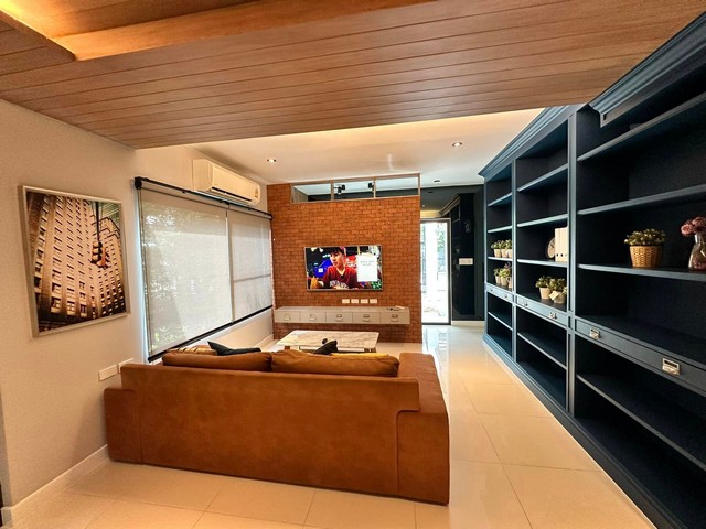 ให้เช่าบ้านเดี่ยว ซอยราชวินิตบางแก้ว ใกล้ห้างเมกาบางนา โครงการ มัณฑนา บางนา กม7 พื้นที่ใช้สอย : ประมาณ 172 ตรม.3ห้องนอน 3ห้องน้ำ