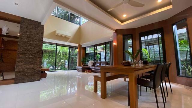 ขายบ้านเดี่ยว 2 ชั้น 83 ตรว. บ้านสวนสไตล์โมเดิร์น โครงการบ้านสวนปริญสิริ โยธินพัฒนา 3 ประดิษฐ์มนูญธรรม ตกแต่งหรู ใกล้ทางด่วน