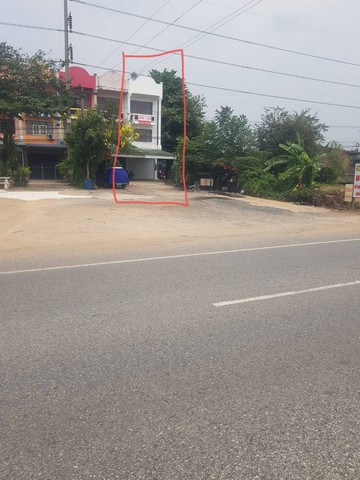 ขายอาคารพาณิชย์ 3 ชั้น ขนาด 21 ตร.วา  ตำบลหัวสำโรง อำเภอแปลงยาว จังหวัดฉะเชิงเทราที่ตั้ง หมู่ที่ 1 ตำบลหัวสำโรง อำเภอแปลงยาว จังหวัดฉะเชิงเทราhttps://maps.app.goo.gl/yajjsWqPtVTCUvMX9 ขนาดพื้นที่ : 21 ตารางวารายละเอียดขายด่วน อาคารพาณิชย์ 3 ชั้น ขนาด 21 ตร.วา  มีโครงหลังคาต่อยื่นสำหรับจอดรถแล้ว ติดถนนเส้นหนองปลาตะเพียน-เกตเวย์สถานที่ใกล้เคียง250 เมตร เทศบาลหัวสำโรง350 เมตร ตลาดตุนทรัพย์ 550 