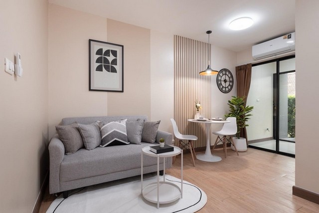 ขายคอนโด ไอคอนโด สุขุมวิท 105 คอนโดสไตล์รีสอร์ทส่วนตัว Facilityครบครัน- อยู่ใกล้โรงเรียนลาซาล และ ม.นานาชาติบางกอกพัฒนา- แถมอยู่ใกล้ตลาด ห้าง โรงพยาบาล และรถไฟฟ้า- ห้องสวยตรงปกIcondo สุขุมวิท 105 ใกล้ Central Bangna มีรถไฟฟ้า สถานีศรีลาซาล และ BTSแบริ่งไอคอนโด สุขุมวิท 105 iCondo Sukhumvit 105.รายละเอียด ▪️แบบห้อง : 1 ห้องนอน :1 ห้องนั่งเล่น :1 ห้องน้ำ▪️ครัวปิดแยกเป็นสัดส่วน▪️ชั้น 1  ตึก A 5 (วิวสวนส่วนตั