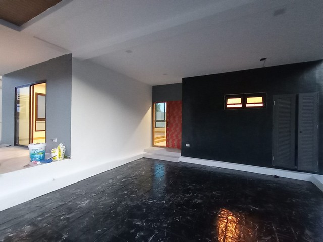 ดิเอมเมอรัลด์การ์เด้น ทวีวัฒนา บ้านเดี่ยวรีโนเวทใหม่สไตล์โมเดิร์น luxury