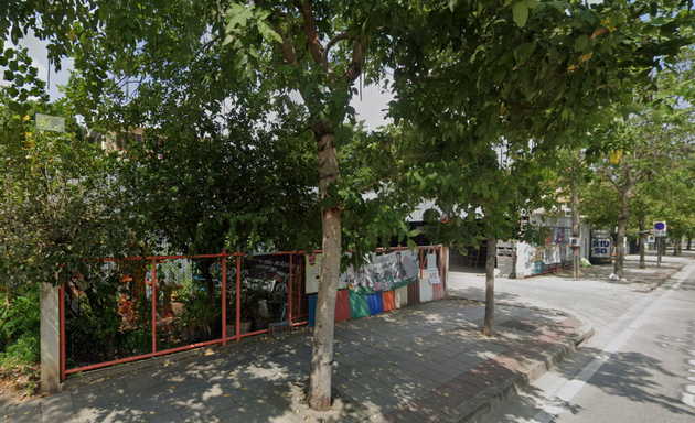 ขายที่ดิน ทำเลดี ติดถนนใหญ่ ถนนราษฎร์พัฒนา แขวงสะพานสูง เขตสะพานสูง กรุงเทพมหานคร (เจ้าของขายเอง)