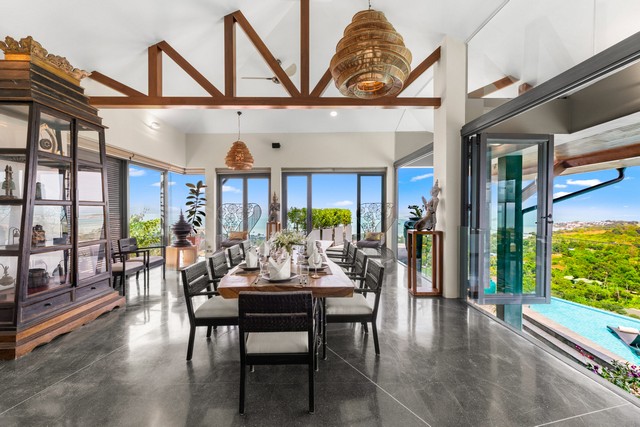 ขาย พูลวิลล่าอลังการสุดหรู  5 ชั้น 3125 ตร.วา เชิงมน พาโนรามาซีวิว 270 องศา บนพื้นที่ขนาดใหญ่กว่า 7 ไร่