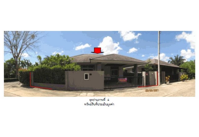   Code ID : PGSNI640031  ราคา 2,850,000   บาท ▸ เนื้อที่ 63.60 ตร.ว   พื้นที่ใช้สอย 143.25 ตร.ม.  * 3 ห้องนอน 2 ห้องน้ำ   * 1 ที่จอดรถ   บ้านหันไปทางทิศตะวันออกเฉียงใต้  พิกัดทรัพย์ : https://maps.app.goo.gl/qEhA8CkGbwaGYhVB7  สถานที่ใกล้เคียง ▸ใกล้  วัดสมหวังวนาราม (หลวงพ่อสมหวัง) ▸ใกล้  เซ็นทรัล สุราษฎร์ธานี ▸ใกล้  โลตัส สุราษฎร์ธานี   ▸ใกล้  โรงพยาบาลสุราษฎร์ธานี  สอบถามเพิ่มเติม / นัดชม โทร. 097-419-5982(พลอย) โทร. 096-932-4624(ออมสิน) Line : @panaya (มี@ด้านหน�