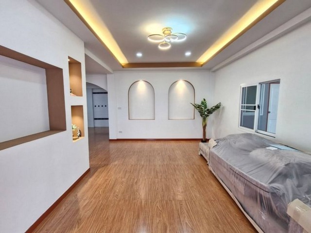 บ้านเดี่ยว5ห้องนอน หมู่บ้านคาซาลีน่า2 นิมิตใหม่20 มีเทอเรสกว้างๆๆ มีนบุรี