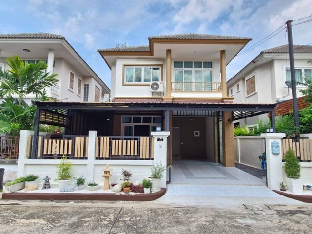 บ้านแฝดพร้อมอยู่ หมู่บ้านลลนา ขายบ้านคู้บอน52 พระยาสุเรนทร์37 ฟรีเฟอร์นิเจอร์ 