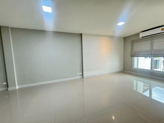 ขายทาวน์โฮม 2 ชั้น โครงการรสา แกรนด์วิลล์ พหลโยธิน 73 Rasa Grand Ville ทำเลดี ใกล้รถไฟฟ้า ใกล้สนามบินดอนเมือง แต่งสวย พร้อมอยู่