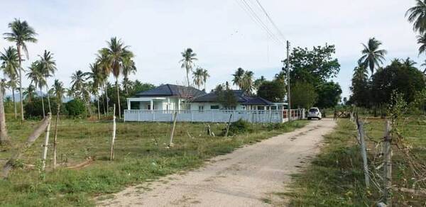 ขายบ้านเดี่ยว พร้อมที่ดิน 115 ตร.ว. สามแยกดอนทราย, อ.เมือง, จ.ประจวบคีรีขันธ์ – ทำเลดี เหมาะสำหรับอยู่อาศัยหรือการลงทุน