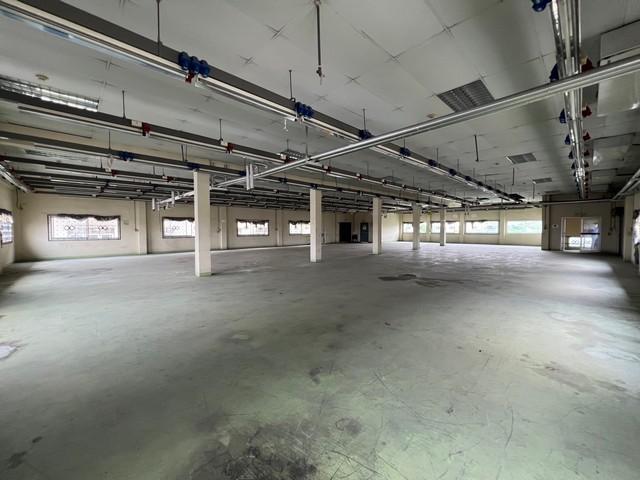 ให้เช่าโกดัง-โรงงาน4 ชั้น กรุงเทพกรีฑา7 หัวหมาก พร้อมสำนักงาน ตึก 4 ชั้น พื้นที่รวม 2,000 ตรม. ระบบไฟฟ้า 3 เฟส สามารถจอดรถได้ 6-10 คัน