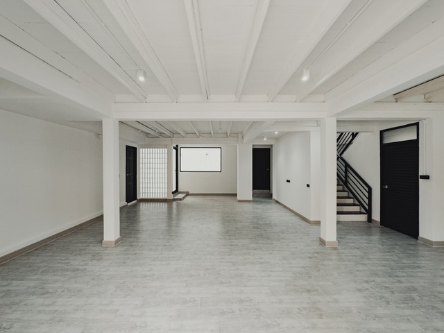 ขายบ้านเดี่ยว  พัฒนาการ ซ.12 เนื้อที่ : 60 ตรว. พื้นที่ใช้สอย : 240 ตรม.3ห้องนอน 2ห้องน้ำ ที่จอดรถ : 2 - 3 คัน เหมาะทั้งเป็นบ้านและออฟฟิศ