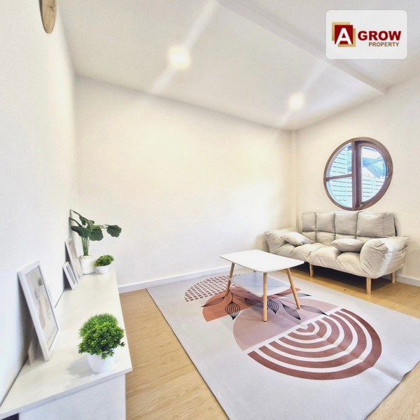 ม. สวนเก้าแสน บางปลา ตกแต่งน่ารักสไตล์มินิมอล พื้นที่ใช้สอยกว้างขวางออกแบบพื้นที่ได้อย่างลงตัว