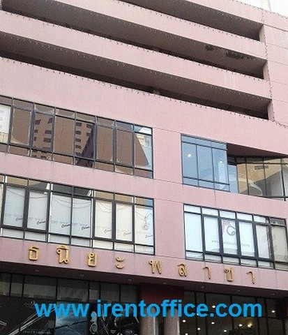Office อาคารธนิยะ ใหญ่ 0 ไร่ 1 ngan 0 ตรว. 1นอน 75000 บาท ไม่ไกลจาก - บรรยากาศส่วนตัว กรุงเทพ
