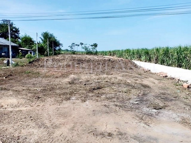 ขายที่ดินถมแล้ว 3 ไร่ 2 งาน 68 ตารางวา โพธาราม ราชบุรี (วิวภูเขา )