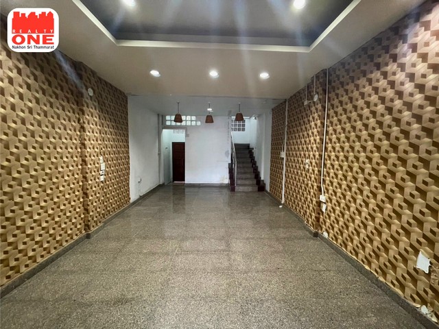 อาคารพาณิชย์ 3 ชั้น หน้าโฮมโปร นครศรีธรรมราช เหมาะสำหรับค้าขาย หรือเปิดธุรกิจส่วนตัว