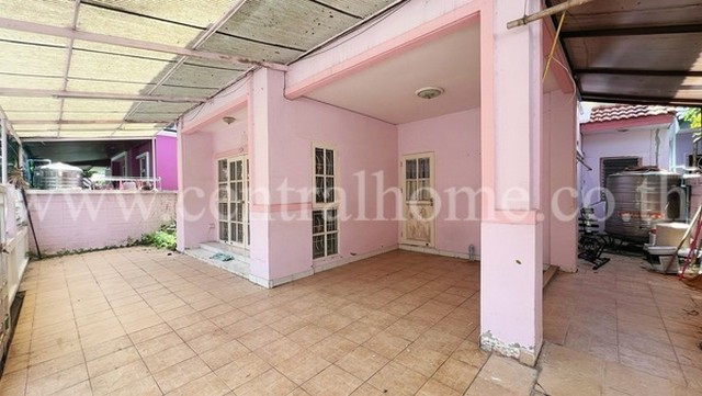 บ้านแฝด 2 ชั้น หมู่บ้านบุรีรมย์ รามอินทรา - คู้บอน 41