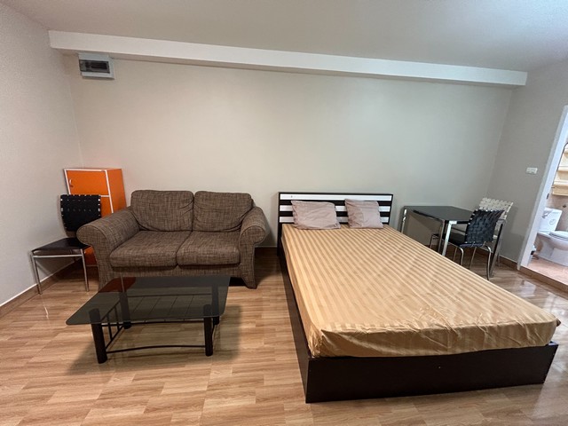 ขายคอนโด ทำเลใจกลางเมือง ซิตี้โฮม รัชดาภิเษก ซอย10  บรรยากาศเงียบสงบ ใกล้รถไฟรถไฟฟ้าหลายสาย เดินทางสะดวก ไม่เคยปล่อยเช่า