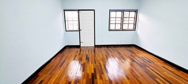 ลาดปลาเค้า 20-267-11 เมเจอร์รัชโยธิน  ให้เช่าทาวเฮ้าส์ 2ชั้น เกษตร-นวมินทร์ ม. เกษตร 18 ตร.ว. 2 ชั้น 3นอน 2น้ำ  นวมินทร์ซิตี้ 1แอร์