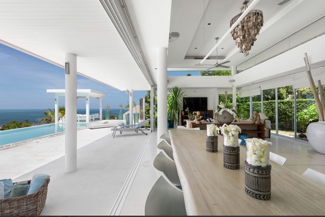 ขาย วิลล่าสุดอลังการ 175 ตร.วา มะเร็ต วิวทะเลแบบพาโนรามา พร้อมลานจอดเฮลิคอปเตอร์ส่วนตัว