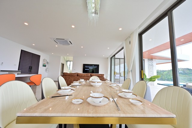 ขายออฟแพลน พรีเซล พูลวิลล่า 2 ชั้น พื้นที่ใช้สอย 870 ตร.ม บ่อผุด ซีวิวเปิด มองเห็นเกาะพงัน ตกแต่งหรู