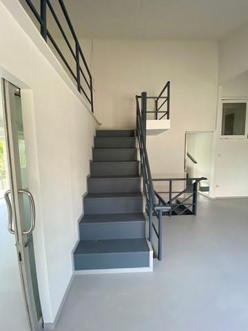 ขาย-ให้เช่าโฮมออฟฟิศ 3.5 ชั้น ใกล้มอเตอร์เวย์ ซอยพัฒนาชนบท 4 กรุงเทพกรีฑาตัดใหม่ ที่ดินจำนวน 51 ตารางวา พื้นใช้สอย 500 ตารางเมตร