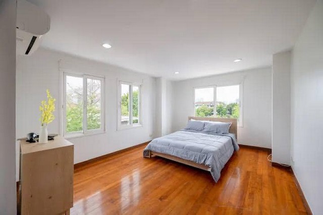 รหัสC6443 ให้เช่าทาวน์โฮม 4ชั้น Luxury private pool villa รัชดา-ลาดพร้าว วิภาวดี20  ตกแต่งสวยหรูพร้อมอยู่