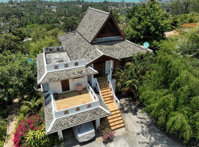 ขาย วิลล่าวิวทะเล 2 หลังใหญ่ 2 ชั้น 583 ตร.วา ใกล้หาดนาทอน ตกแต่งครบ พร้อมเข้าอยู่