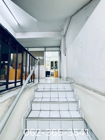 ขายอาคารพาณิชย์ 5 ชั้น รามคำแหง 2 ซอยรามคำแหง 6 บางนา ทำเลดี ใกล้ตลาดนัมเบอร์วัน-ราม 2