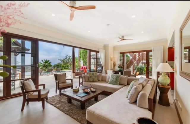 ขาย พูลวิลล่าแบบไทยดั้งเดิม 2 ชั้น วิวทะเลสุดตระการตา พร้อมเข้าอยู่ เฟอร์นิเจอร์ครบชุด