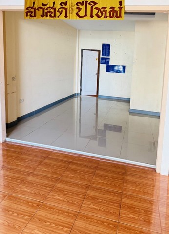 ขายทาวน์เฮ้าส์มือสองบางละมุงชลบุรี  โครงการ เดอะที วิลเลจ