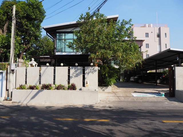 ให้เช่าพื้นที่ทำ ร้านกาแฟ Cafe,Office ในทำเลทองย่าน “ห้วยขวาง-สุทธิสาร-ลาดพร้าว”