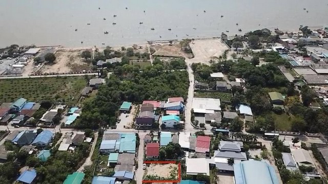 TEL:088-559 5199 คุณเอLine: https://line.me/ti/p/C0eGe0whLXขายที่ดินเปล่า 100 ตร.ว บางแสน (หาดวอน)ทำเลทอง โซนท่องเที่ยวราคาขาย 3.9 ล้านค่าโอน 50/50สถานที่ใกล้เคียง- swancafe lagunacafe - ท่าช้างคาเฟ่ - ใกล้ทะเลหาดวอน- ใกล้ทะเลบางแสน- ใกล้ห้างแหลมทอง- ใกล้ มหาลัยบูรพาT : A4                                     