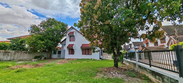 ให้เช่าบ้านเดี่ยว3ห้องนอน มีห้องแม่บ้าน เนื้อที่ 122 ตร.ว. ซอยสามัคคี63  ย่านประชาชื่น ปากเกร็ด