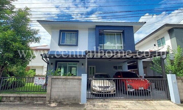 รหัสทรัพย์  5579บ้านเดี่ยว คาซ่า พรีเมี่ยม ราชพฤกษ์ - แจ้งวัฒนะ นนทบุรีที่ตั้ง : หมู่ที่ 3 ต.คลองข่อย  อ.ปากเกร็ด จ.นนทบุรี รายละเอียดทรัพย์- บ้านเดี่ยว 2 ชั้น, ขนาดพื้นที่ 53.1 ตารางวา, พื้นที่ใช้สอย 145 ตารางเมตร- 3 ห้องนอน, 3 ห้องน้ำ, 1 ห้องครัว, 1 ห้องรับแขก, 2 จอด- ชั้น 2 พื้นลามิเนต  ชั้น 1 พื้นกระเบื้อง  - เดินทางสะดวก โครงการติดถนนใหญ่ - การเดินทางสะดว