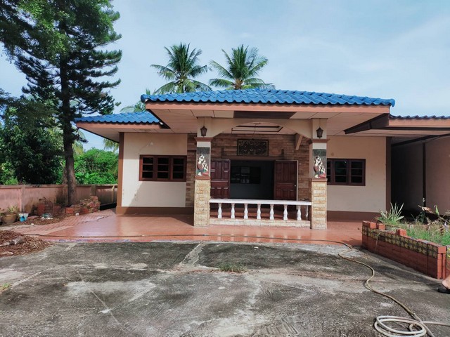 ขายบ้านพร้อมร้านค้า ถนนหลวงแยกห้วยชินสีห์ - คูบัว อำเภอเมือง จังหวัดราชบุรี