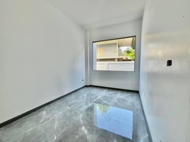 Pre-Sale 12.xx ล้าน 98.5 ตรว. ป่าแดด พูลวิลล่า 2 ชั้น สไตล์โมเดิร์น ดีไซน์เน้นความเป็นส่วนตัว ทำเลดี ตกแต่งสวย เฟอร์นิเจอร์ครบ