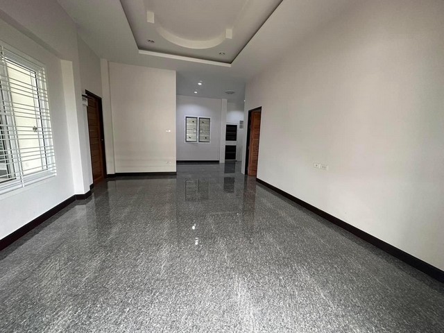 ให้เช่าบ้านเดี่ยว ใกล้วัดตาขัน บ้านค่าย ระยอง  พร้อมเข้าอยู่